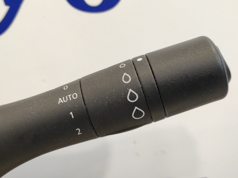 Recambio de mando multifuncion para renault fluence 1.5 dci diesel fap referencia OEM IAM 255670040R  