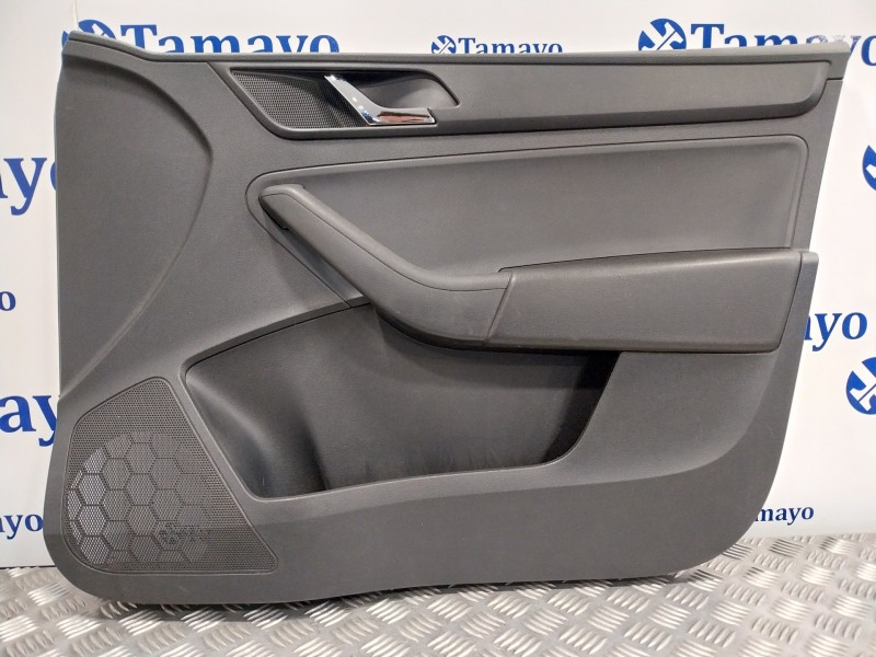 Recambio de guarnecido puerta delantera derecha para skoda rapid 1.6 tdi dpf referencia OEM IAM   