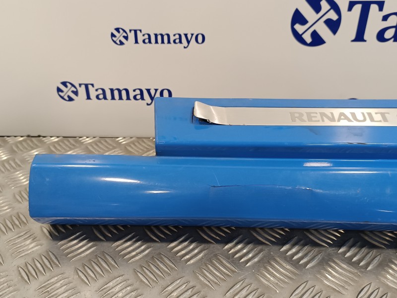 Recambio de spoiler talonera izquierda para renault clio iii 2.0 16v cat referencia OEM IAM 8200441784  