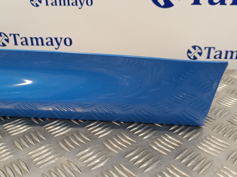 Recambio de spoiler talonera izquierda para renault clio iii 2.0 16v cat referencia OEM IAM 8200441784  