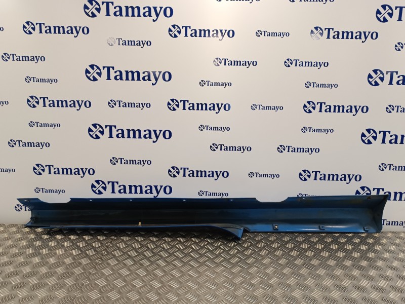 Recambio de spoiler talonera izquierda para renault clio iii 2.0 16v cat referencia OEM IAM 8200441784  