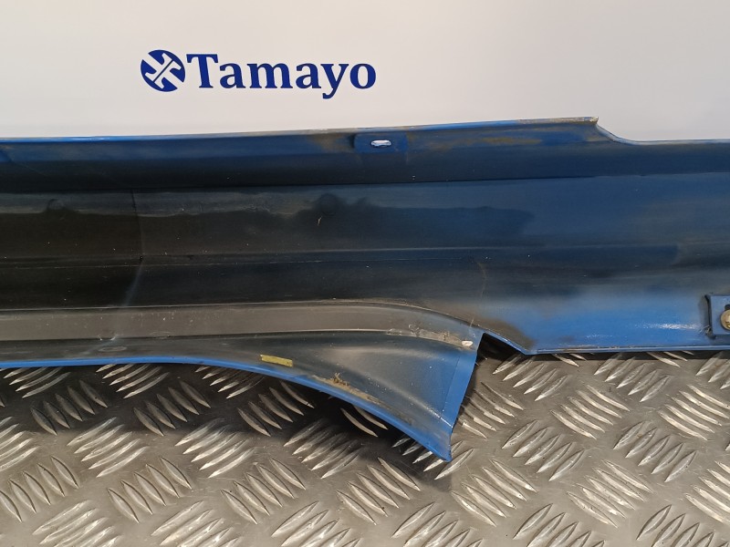 Recambio de spoiler talonera izquierda para renault clio iii 2.0 16v cat referencia OEM IAM 8200441784  