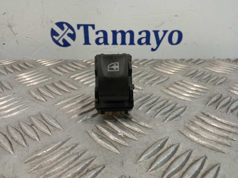 Recambio de mando elevalunas trasero derecho para renault captur referencia OEM IAM 254218614R  10023874