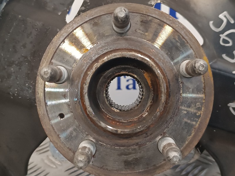 Recambio de mangueta delantera derecha para opel insignia berlina 2.0 cdti cat referencia OEM IAM   