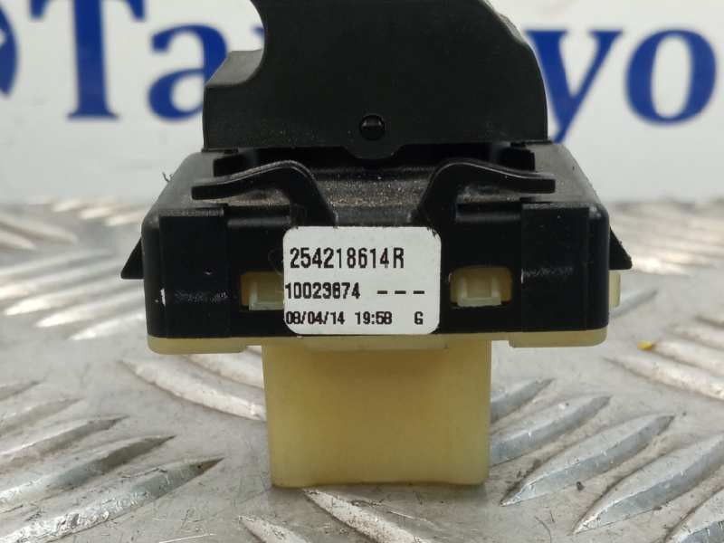 Recambio de mando elevalunas trasero derecho para renault captur referencia OEM IAM 254218614R  10023874