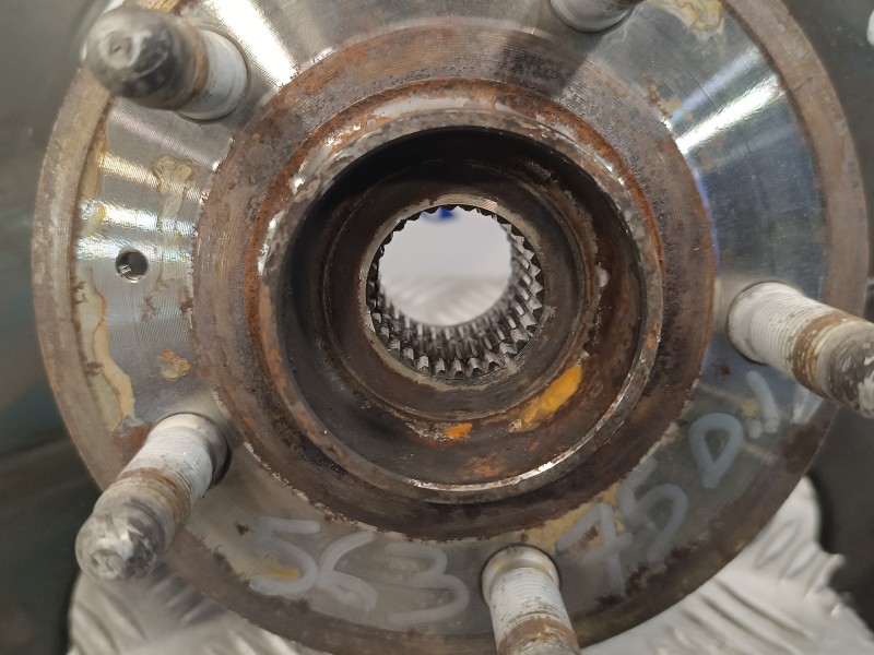 Recambio de mangueta delantera izquierda para opel insignia berlina 2.0 cdti cat referencia OEM IAM   