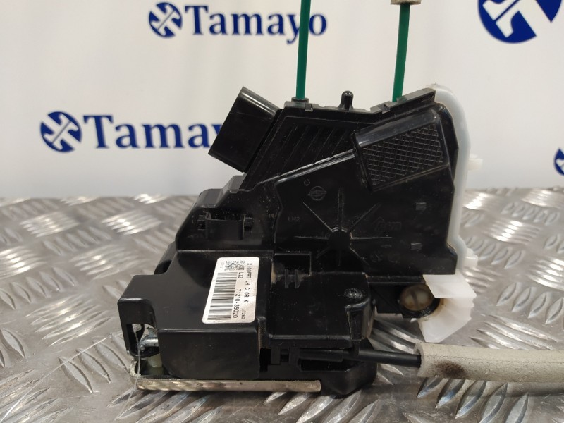 Recambio de cerradura puerta delantera izquierda para ssangyong tivoli premium 4x2 referencia OEM IAM 7121035020  