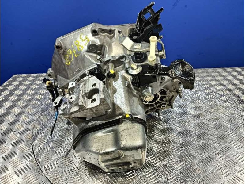 Recambio de caja cambios para citroën ds3 referencia OEM IAM 20CR15  9675193610