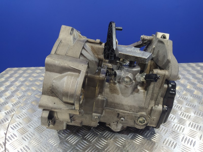 Recambio de caja cambios para volkswagen golf v berlina (1k1) 1.9 tdi referencia OEM IAM KBL  