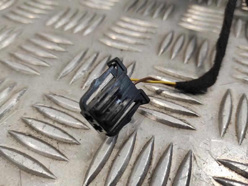 Recambio de retrovisor derecho para skoda rapid 1.6 tdi dpf referencia OEM IAM 5JB857408H  