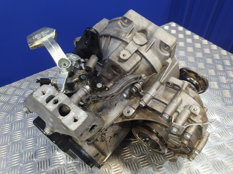 Recambio de caja cambios para volkswagen golf v berlina (1k1) 1.9 tdi referencia OEM IAM KBL  
