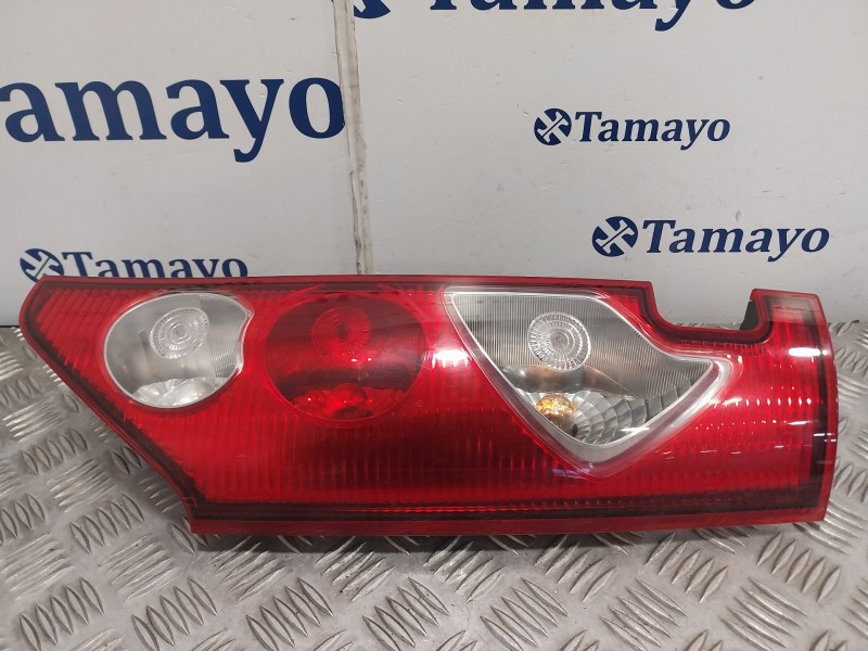 Recambio de piloto trasero derecho para renault kangoo (f/kc0) referencia OEM IAM 8200419952 89072580 89073496