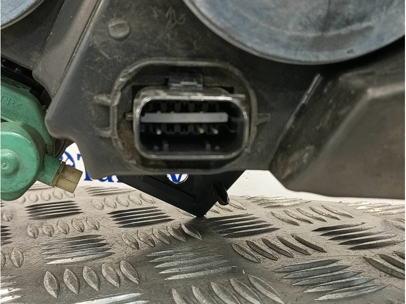 Recambio de faro izquierdo para opel movano b kasten/combi referencia OEM IAM 20C338B  