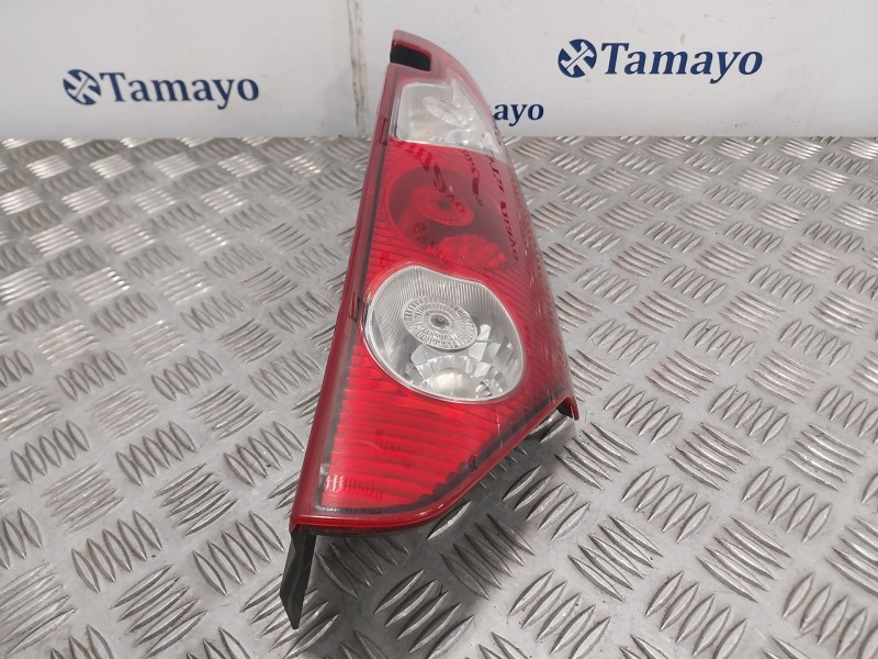 Recambio de piloto trasero derecho para renault kangoo (f/kc0) referencia OEM IAM 8200419952 89072580 89073496