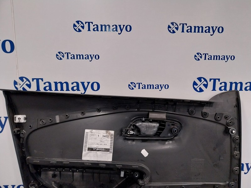 Recambio de guarnecido puerta delantera derecha para volkswagen polo (6c1) 1.0 referencia OEM IAM 6R4867012  6R4867012J