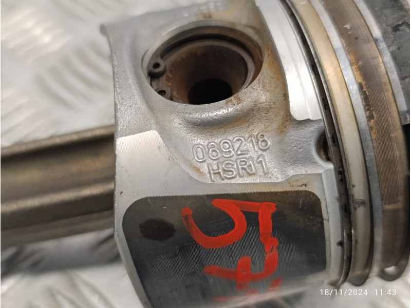 Recambio de biela para nissan nt400 cabstar (01/20214) referencia OEM IAM 089218  