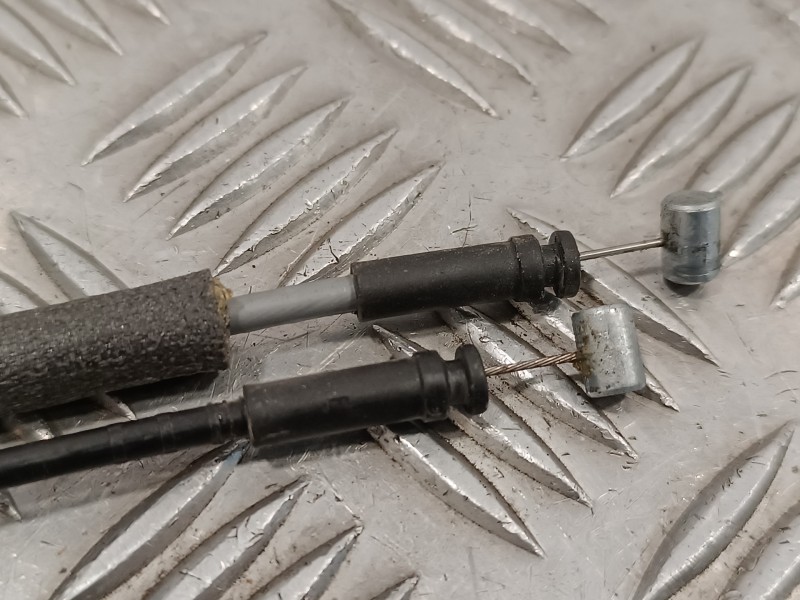 Recambio de cerradura puerta delantera izquierda para hyundai ix35 1.7 crdi cat referencia OEM IAM 813102Y000  