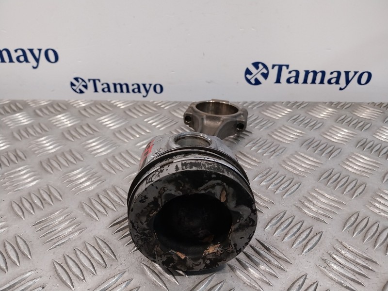 Recambio de piston para skoda rapid 1.6 tdi dpf referencia OEM IAM 03LA  