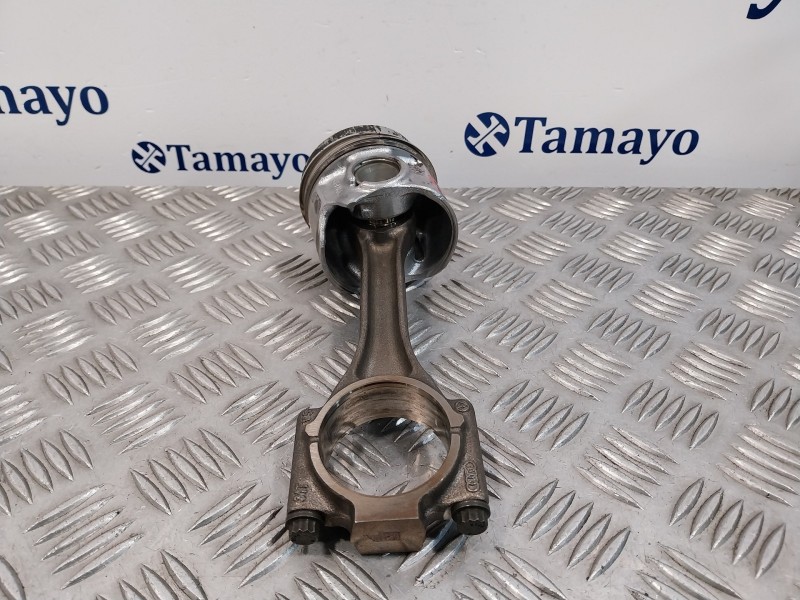 Recambio de piston para skoda rapid 1.6 tdi dpf referencia OEM IAM 03LA  