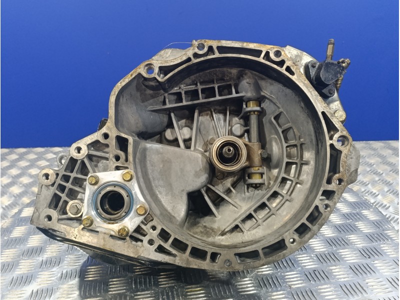 Recambio de caja cambios para daewoo leganza 2.0 cat referencia OEM IAM 96180859  