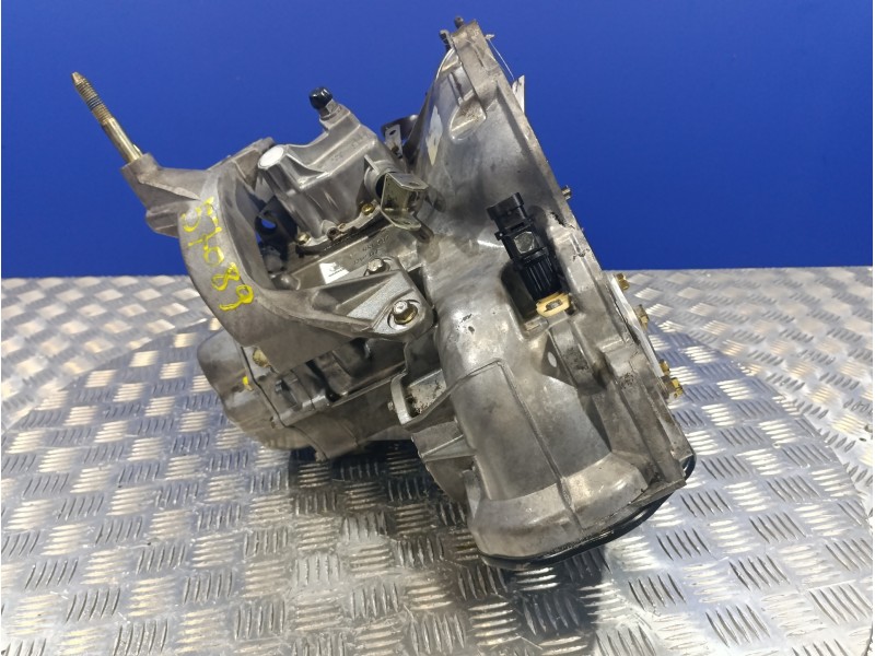 Recambio de caja cambios para daewoo leganza 2.0 cat referencia OEM IAM 96180859  