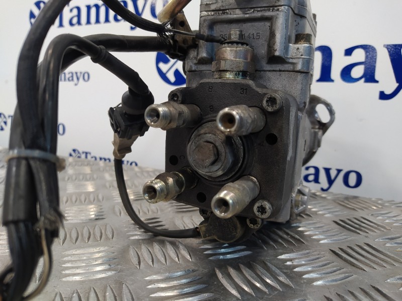 Recambio de bomba inyeccion para chrysler voyager (gs) 2.5 turbodiesel referencia OEM IAM 0460404963  