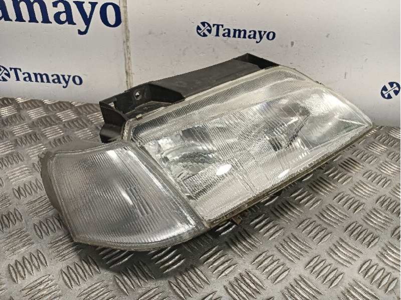 Recambio de faro derecho para citroën xantia berlina referencia OEM IAM   