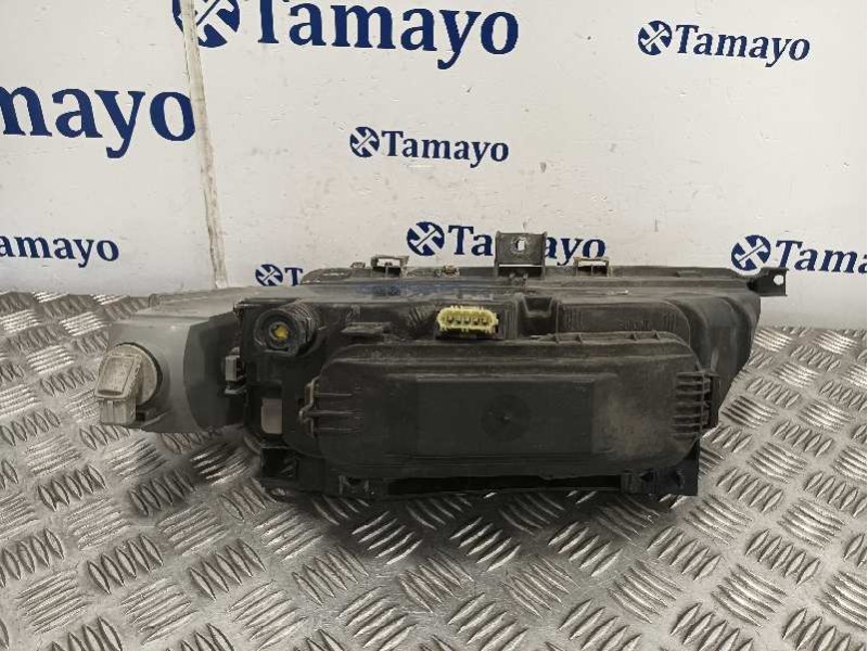 Recambio de faro derecho para citroën xantia berlina referencia OEM IAM   
