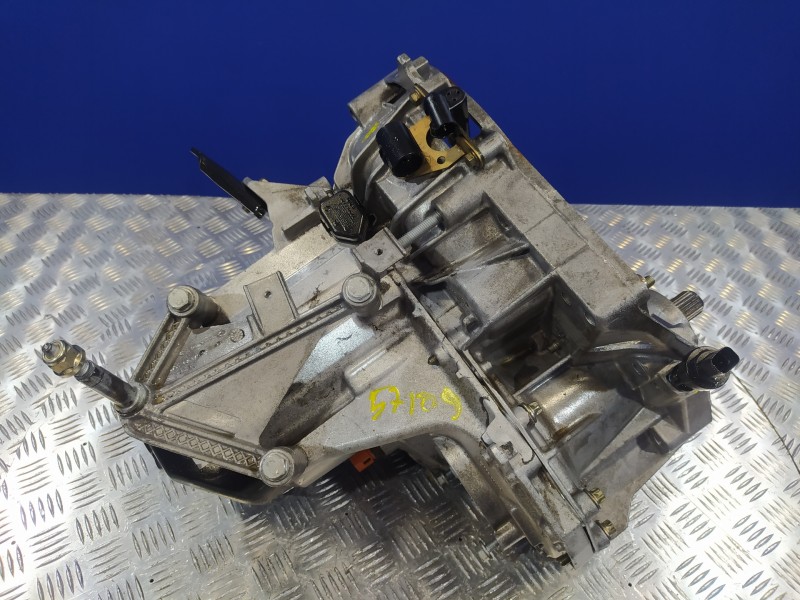 Recambio de caja cambios para renault clio ii fase i (b/cbo) 1.9 diesel referencia OEM IAM JB1968  