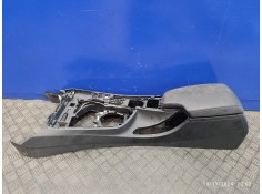 Recambio de apoyabrazos central para bmw serie 3 touring (f31) 2.0 turbodiesel referencia OEM IAM 51169235431  923546717
