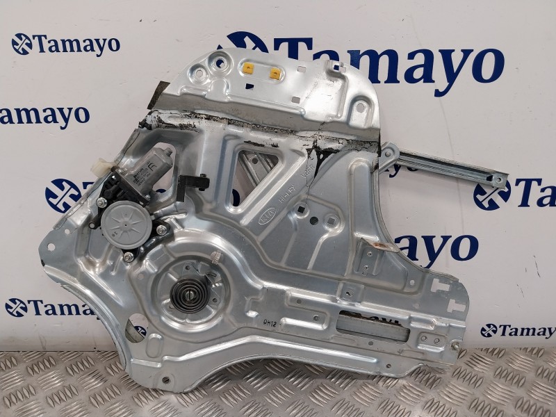 Recambio de elevalunas delantero derecho para kia carnival referencia OEM IAM 824024D010  