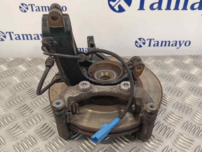 Recambio de mangueta delantera derecha para peugeot 208 1.2 12v e-vti referencia OEM IAM 1607557580  