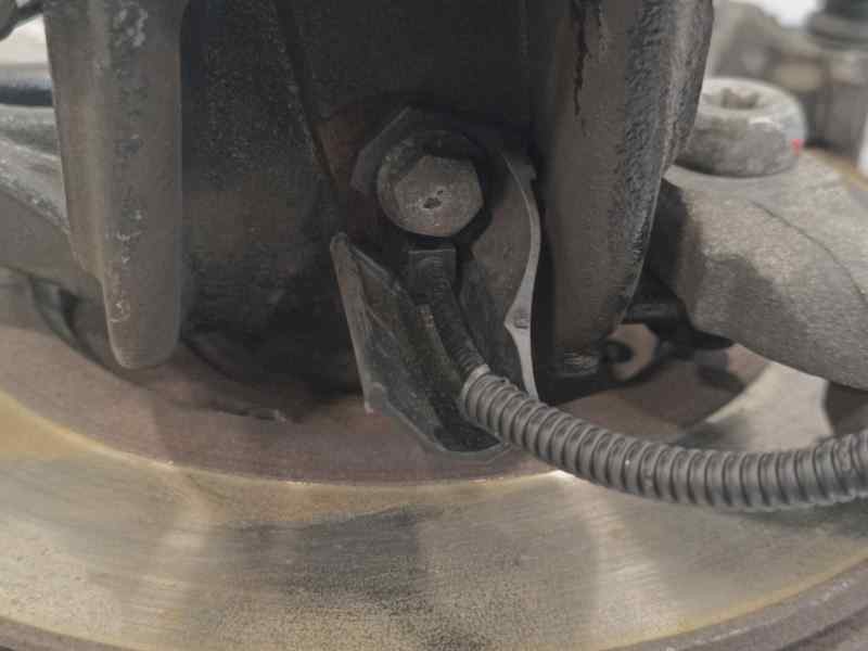 Recambio de mangueta delantera derecha para peugeot 208 1.2 12v e-vti referencia OEM IAM 1607557580  