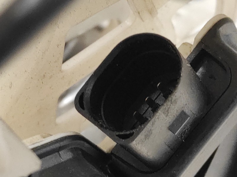 Recambio de cerradura puerta delantera derecha para volkswagen tiguan (5n1) 2.0 tdi referencia OEM IAM 5N1837016A  