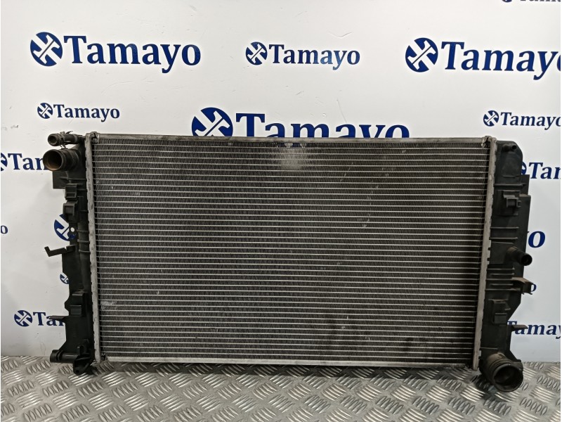 Recambio de radiador agua para mercedes-benz sprinter 02.00  caja cerrada referencia OEM IAM   