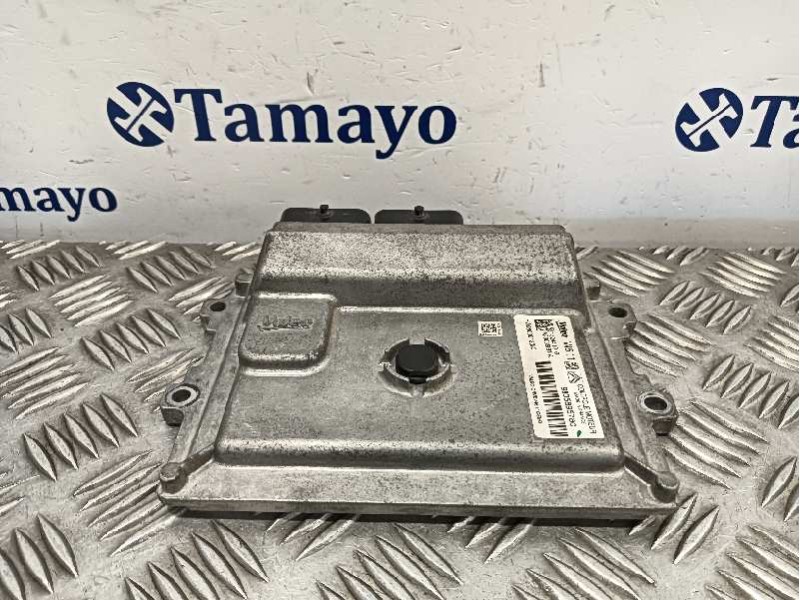 Recambio de centralita motor uce para citroën ds3 referencia OEM IAM 9805895780  HW9800913080