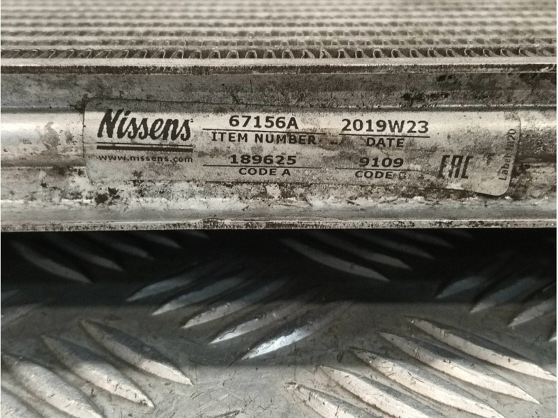 Recambio de radiador agua para mercedes-benz sprinter 02.00  caja cerrada referencia OEM IAM   