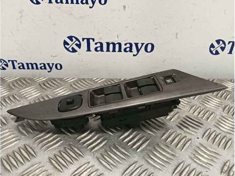 Recambio de mando elevalunas delantero izquierdo para mazda 3 berlina (bk) referencia OEM IAM BS3H684L6 03123050 BS3H4581J