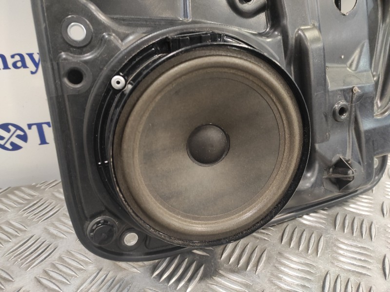 Recambio de elevalunas trasero derecho para volkswagen tiguan (5n1) 2.0 tdi referencia OEM IAM 5N0839730K 5N0839730K 5N0839462A