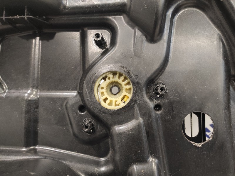 Recambio de elevalunas trasero derecho para volkswagen tiguan (5n1) 2.0 tdi referencia OEM IAM 5N0839730K 5N0839730K 5N0839462A