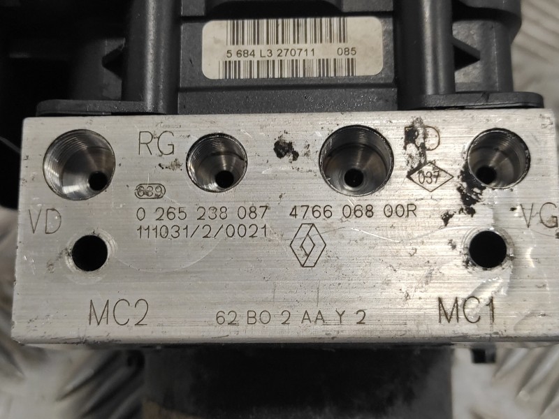 Recambio de abs para opel movano b kasten/combi referencia OEM IAM 476606800R  0265236087