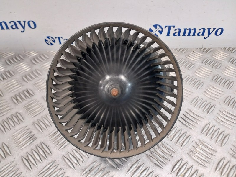 Recambio de motor calefaccion para ford fiesta (ccn) referencia OEM IAM 0130115551 0130115551 VP8E2H18456AB