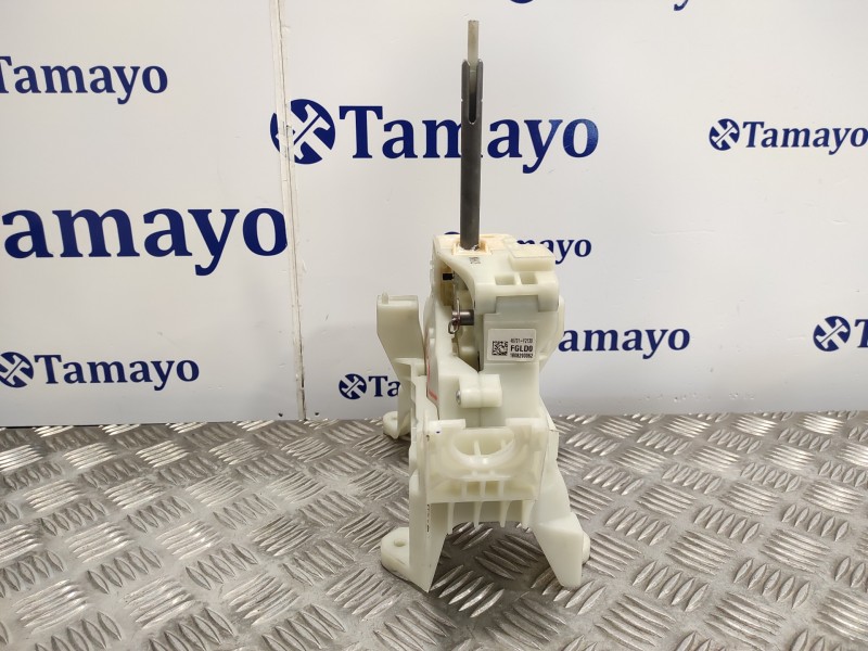 Recambio de palanca cambio para hyundai i30 fastback 1.4 tgdi cat referencia OEM IAM 46701F2130  