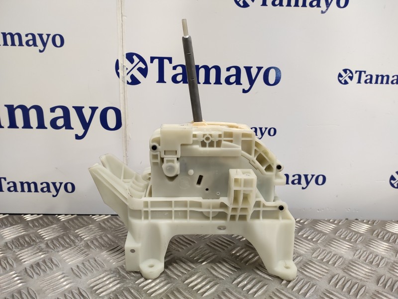Recambio de palanca cambio para hyundai i30 fastback 1.4 tgdi cat referencia OEM IAM 46701F2130  