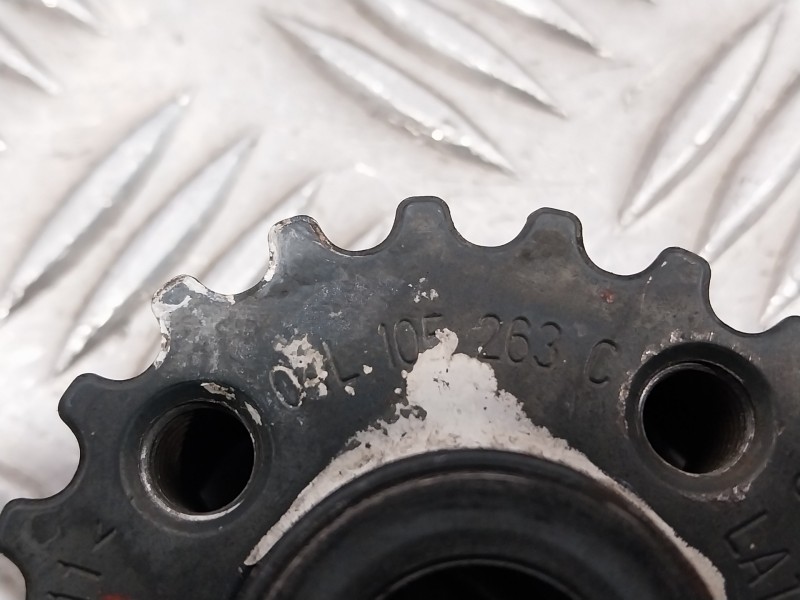 Recambio de polea cigueñal para skoda rapid 1.6 tdi dpf referencia OEM IAM 05L105263C  