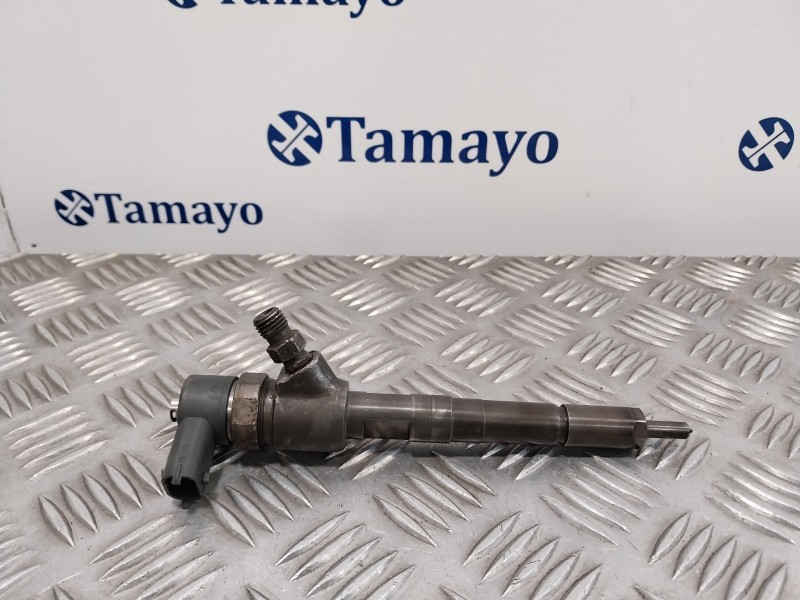 Recambio de inyector para fiat grande punto (199) 1.3 16v jtd cat referencia OEM IAM 0445110183  