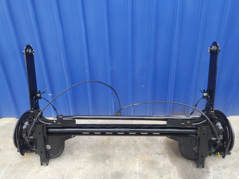 Recambio de puente trasero para renault trafic furgón 1.6 dci diesel referencia OEM IAM   