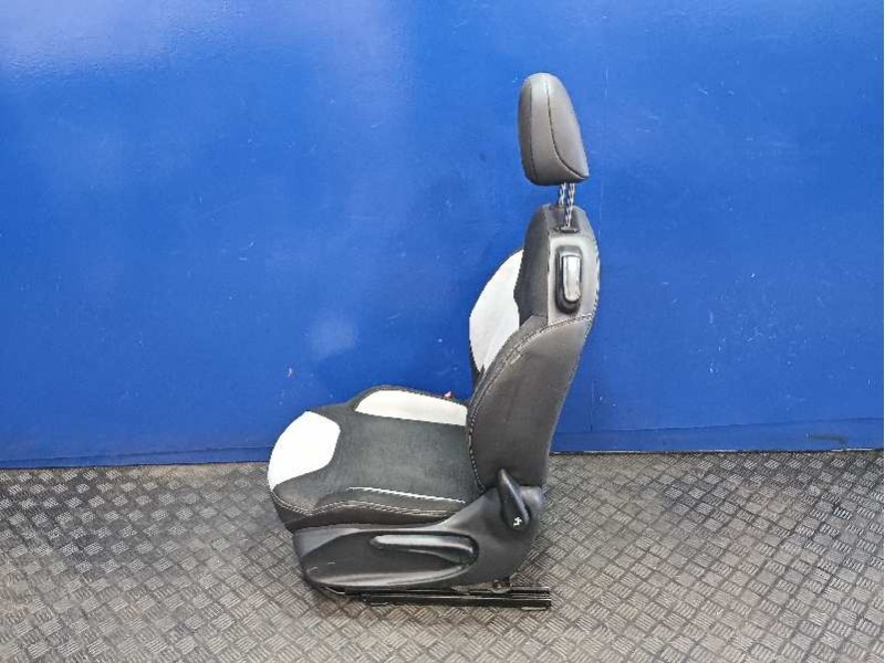 Recambio de asiento delantero izquierdo para citroën ds3 referencia OEM IAM   