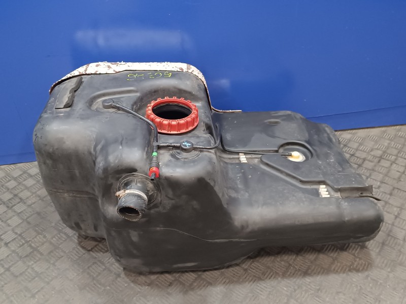 Recambio de deposito combustible para land rover range rover (lp) 4.6 referencia OEM IAM ESR3930  