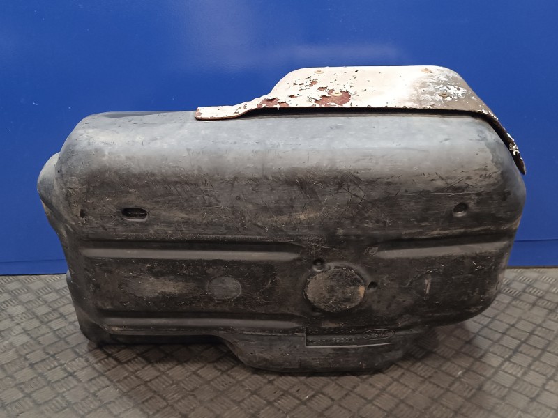 Recambio de deposito combustible para land rover range rover (lp) 4.6 referencia OEM IAM ESR3930  